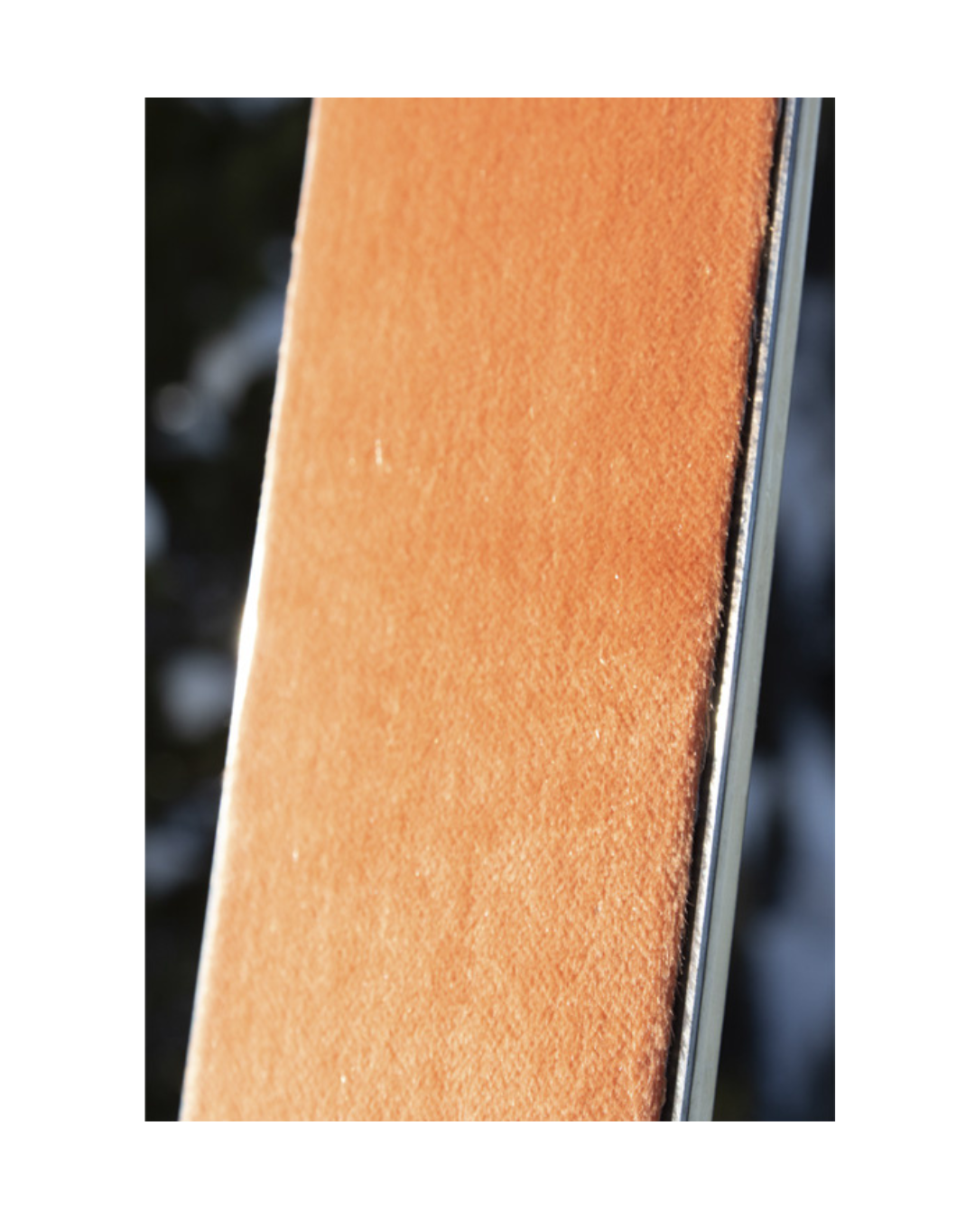 Ré-encollage de peaux de phoque